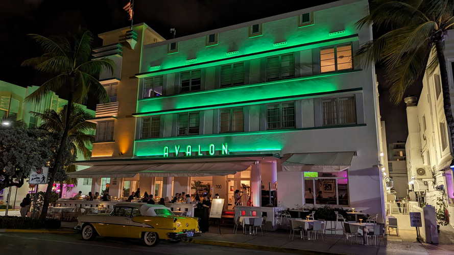 MIA_2023-08-23 21-12-56_PXL_20230824_011256305.NIGHT